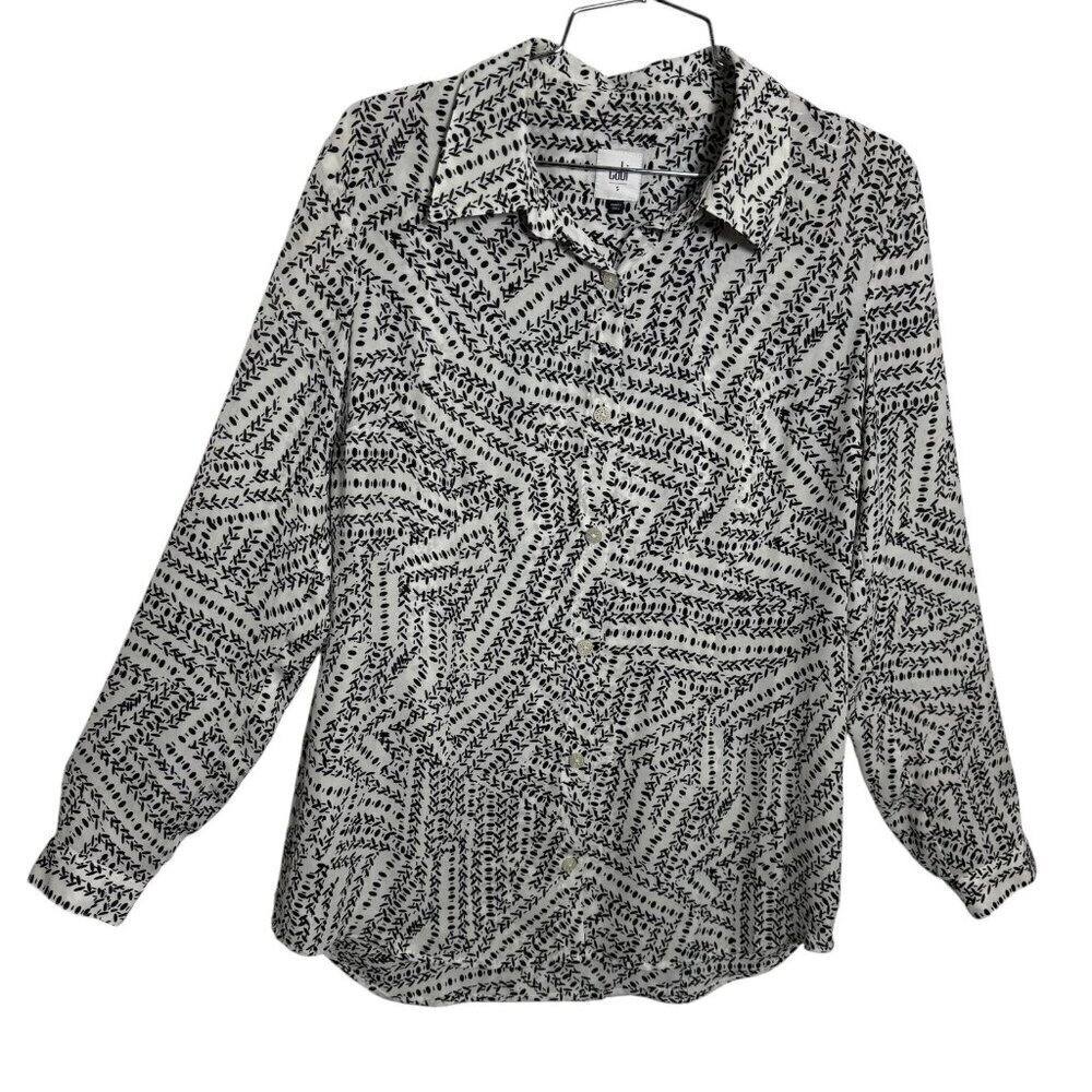 CAbi Printed Leaf Blouse Women’s Size Small Style #3255 black white button down - Picture 7 of 7